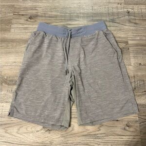 Lululemon Men's Gray shorts